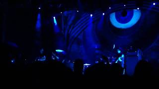 [HD] The Dead Weather - Hustle and Cuss Live - Roundhouse, London 28/06/10