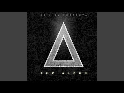 Triangulo (feat. Lapiz Conciente, Yaga, Mackie, La Materialista, Lolo En El Microfono, Nejo,...