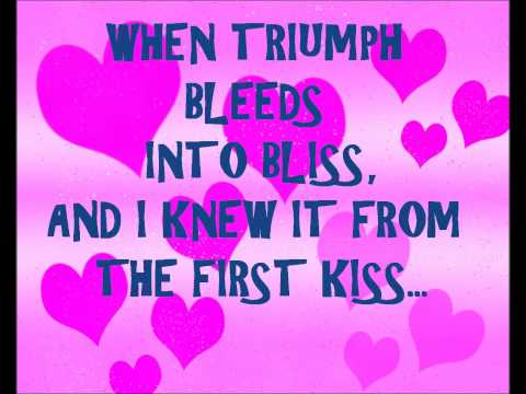 Hearts Collide - Green Day (Lyrics)