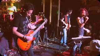 Download lagu Mentari Merah Diufuk Timur - 2016 mp3 Download lagu Mentari Merah Diufuk Timur - 2016 mp3