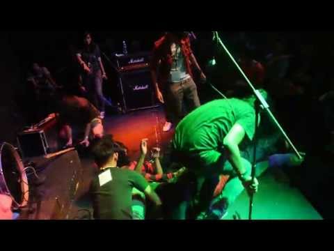 Nervedeless - The Unsung (Live at Rockomania Festival 5)