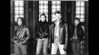 Big Country - Black Skinned Blue Eyed Boys [Hammersmith Odeon -1990]