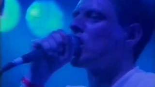 Happy Mondays - Gods Cop (Live Manchester Music Festival 1991)