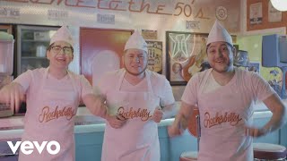 La Niña Fresa Lyrics English Translation