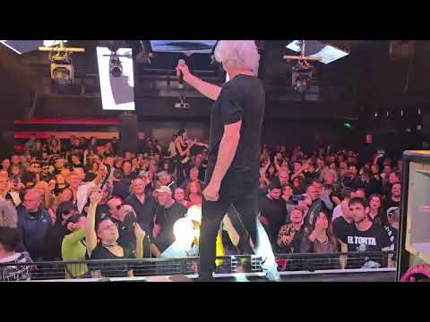 B-MOVIE showcase - Nowhere Girl (Live Valencia - Spook Discoteque 40th Anniversary) (2024-12-06)