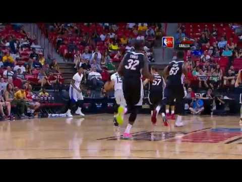 Amath M'Baye Dazzles With A Pair of Dunks