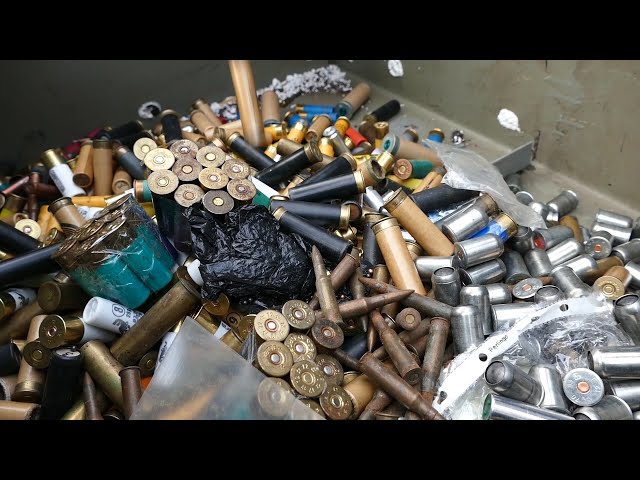 Крупную партию оружия уничтожили Росгвардейцы