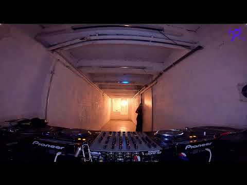 PATTERN: A Delicate Balance Showcase - Sploofi -  Selection 65 - July 29 - 5 pm