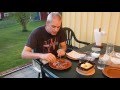 How to eat Surströmming