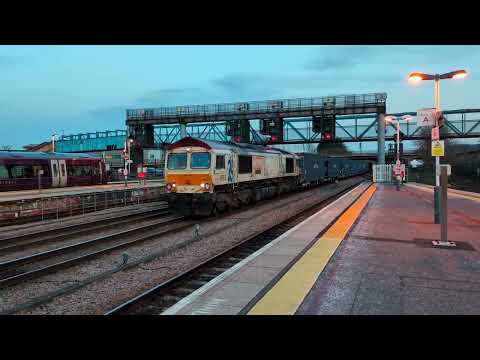 66721 4E39 Tilbury Container Terminal - Wakefield Europort @ Lincoln Central 04/03/25