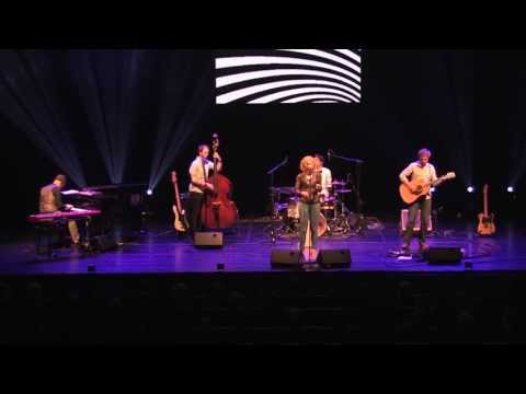 Ania Jools - Sundays (LIVE 2012)