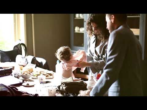 fabulous mama behind the scenes met Jody Bernal!