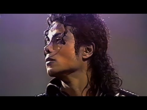 Michael Jackson - Wanna Be Startin' Somethin' (Live At Wembley Stadium) (Remastered)