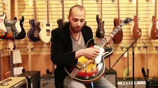Video thumbnail for Vox 1966 Super Lynx Deluxe by HelloMusicVideos