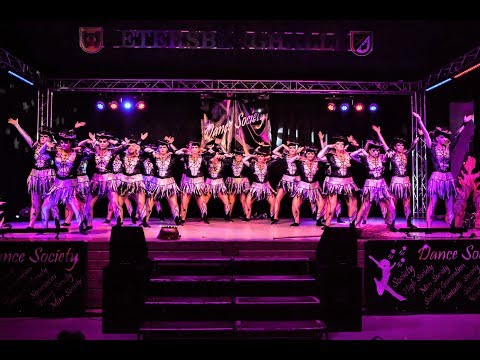 Tanzgruppe High Society mit ihrem Showtanz "Witches of the Dark" 2017/18