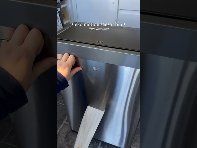 Vídeo relacionado con EKO - Papelera con sensor de movimiento, acabado de acero inoxidable cepillado, acero inoxidable, acero inoxidable cepillado, 80 Liter