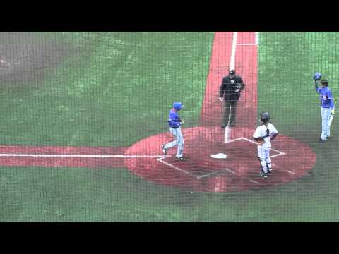 Robert Williams 2-run shot vs. St. John's May 14, 2011