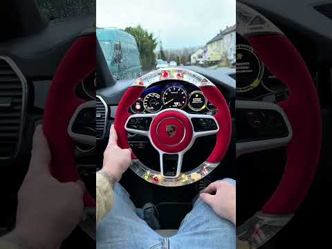 Kenapa Setir Mobil F1 Bentuknya Aneh?