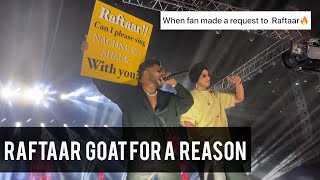 Raftaar raps with fan | Naachne ka shaunq | Live in a concert Surat