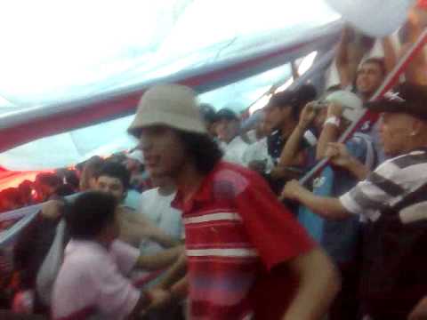 "La Banda del Arse - Contra River Plate (Fecha 6 - Clausura 2011)" Barra: La Mafia • Club: Arsenal