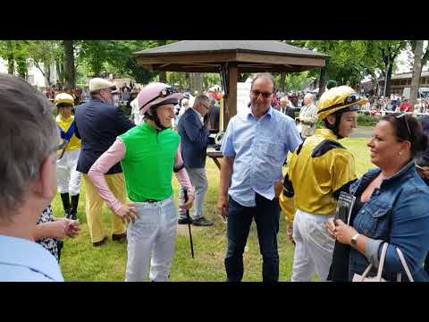 BBAG Rennen von Dresden: die Jockeys kommen, aufsitzen!