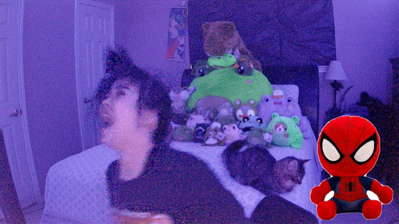 i look in her eyes, and that's where i find a glimpse of us