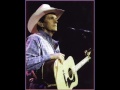 George Strait  Living well Lyrics