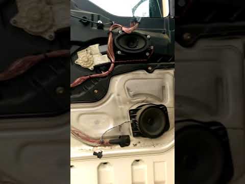 Обшивка двери правая 81629300158 для Man TGA, Man TGX II - купить б/у за 300 р.