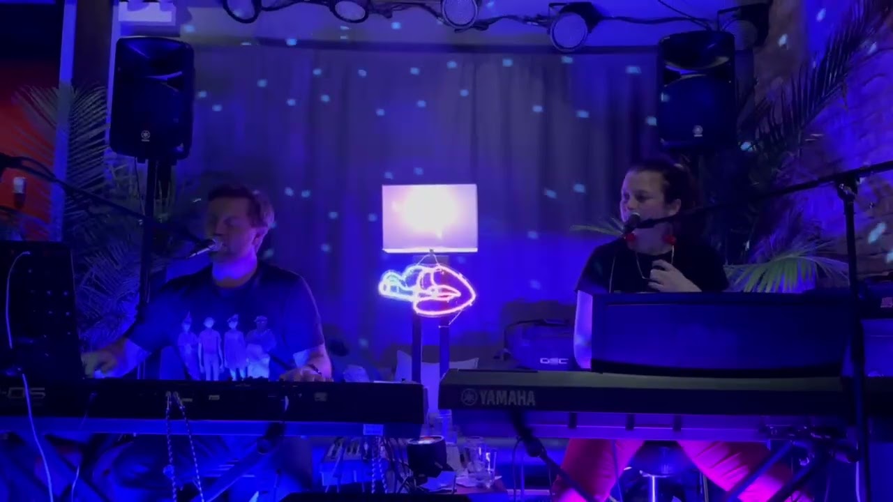 Promotional video thumbnail 1 for Christian And Christian Dueling Pianos