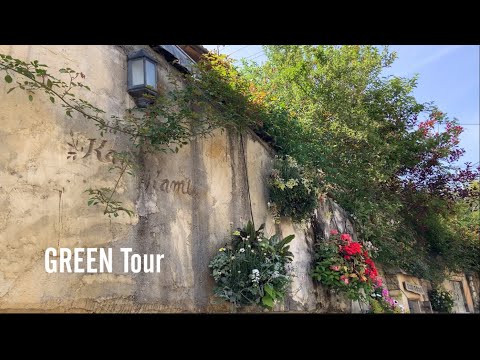 柔らかいプランテーションの明るい色のフランスの庭園の組み合わせ