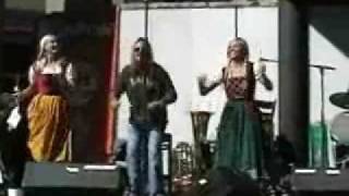 Vince Neil Chicken Dance