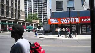 preview picture of video 'Pizza Pizza - Yonge st, downtown Toronto 19 june 2013 - youtube.com/tanvideo11'