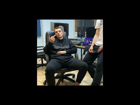 pazzy x młody west - akimbo ( sklejone snippety "i zero zero" )