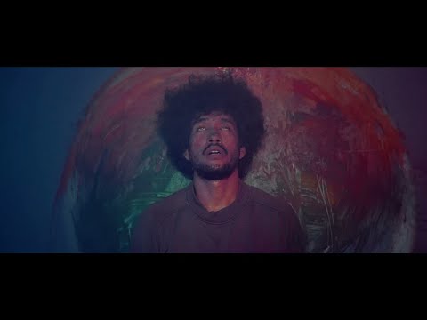 Teddy Adhitya - Langit Favoritku (Official Music Video)