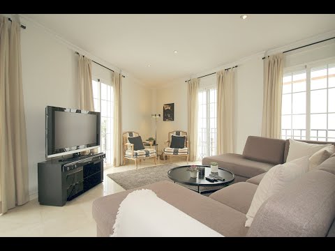 2 fully refurbished apartments, 1 middle floor & 1 duplex top floor, in one building