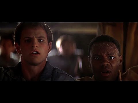 Jeepers Creepers 2. Bus Scary Scene part 2