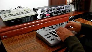 Video thumbnail for M-Audio KeyRig25 Aphex EasyRider 108 Behringer DSP2024P Roland TR505 Yamaha FB-01 Superteclados.com by Superteclados