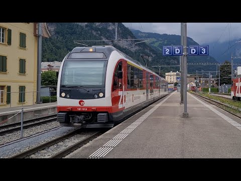 Départ de l'ABeh 161 012 "FINK" du Zentralbahn à Meiringen