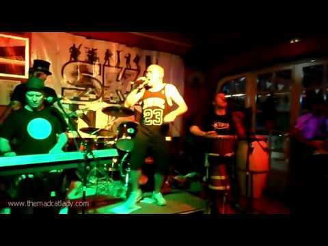 The Skatoons at Spinnakers Bar, Puerto del Carmen, Lanzarote