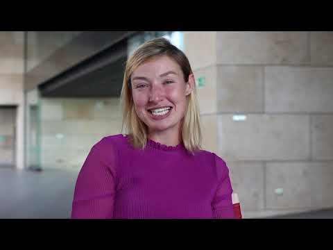 Czytanie na Dywanie #11: Justyna Woźniak czyta „Przygody Tomka Sawyera” Marka Twaina.