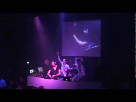 INTERNATIONAL DJ : DJ GETDOWN