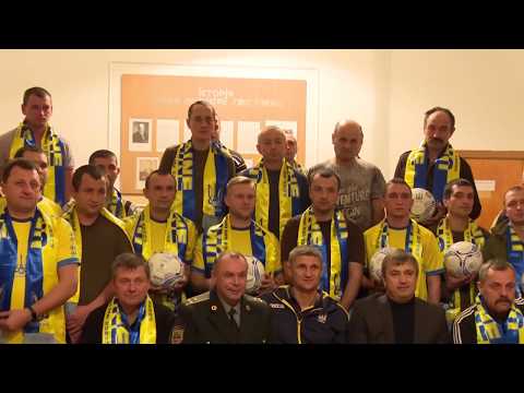 Керівництво ФФУ та тренери збірних відвідали Головний військовий шпиталь