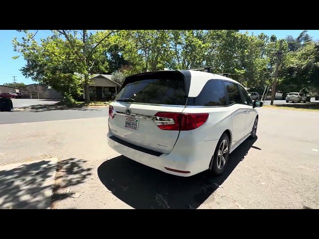 2019 Honda Odyssey - Image 17