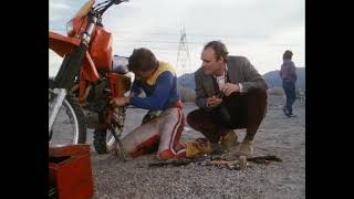 Download lagu STREET HAWK - Ep. 01 - Pilot - clip 36 mp3