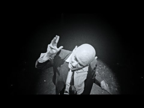 Velandia y la tigra - Zapatos (Videoclip oficial)