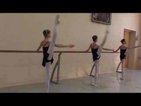 Ballet :David Kinsella Productions"Oksana Skorik"