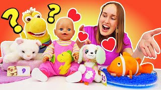 Puppen Video für Kinder - Baby Puppen. Ein Haustier für Baby Born Emily.