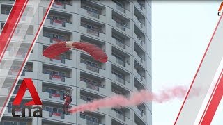 Red Lions perform bomb burst at the Padang