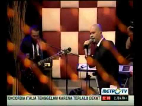 Ahmad Dhani   Terpurukku Disini Kla Project Cover @Musik + MetroTV   YouTube