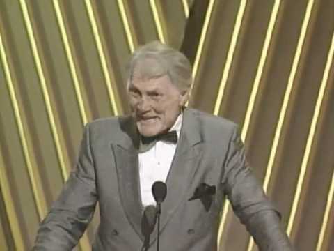 Jack Palance Wins Supporting Actor: 1992 Oscars thumnail